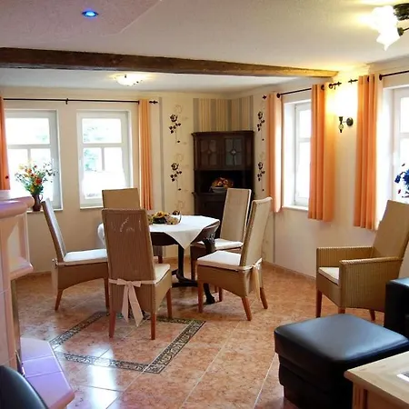 Bauernhauschen In The Rhon Bernshausen